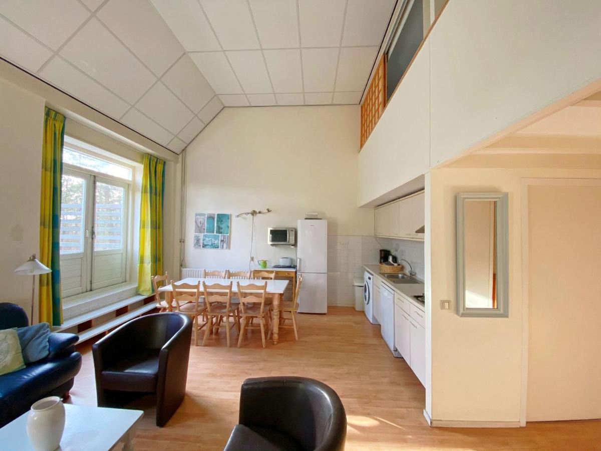 Modern Apartment Close To The Beach Bergen aan Zee Bagian luar foto